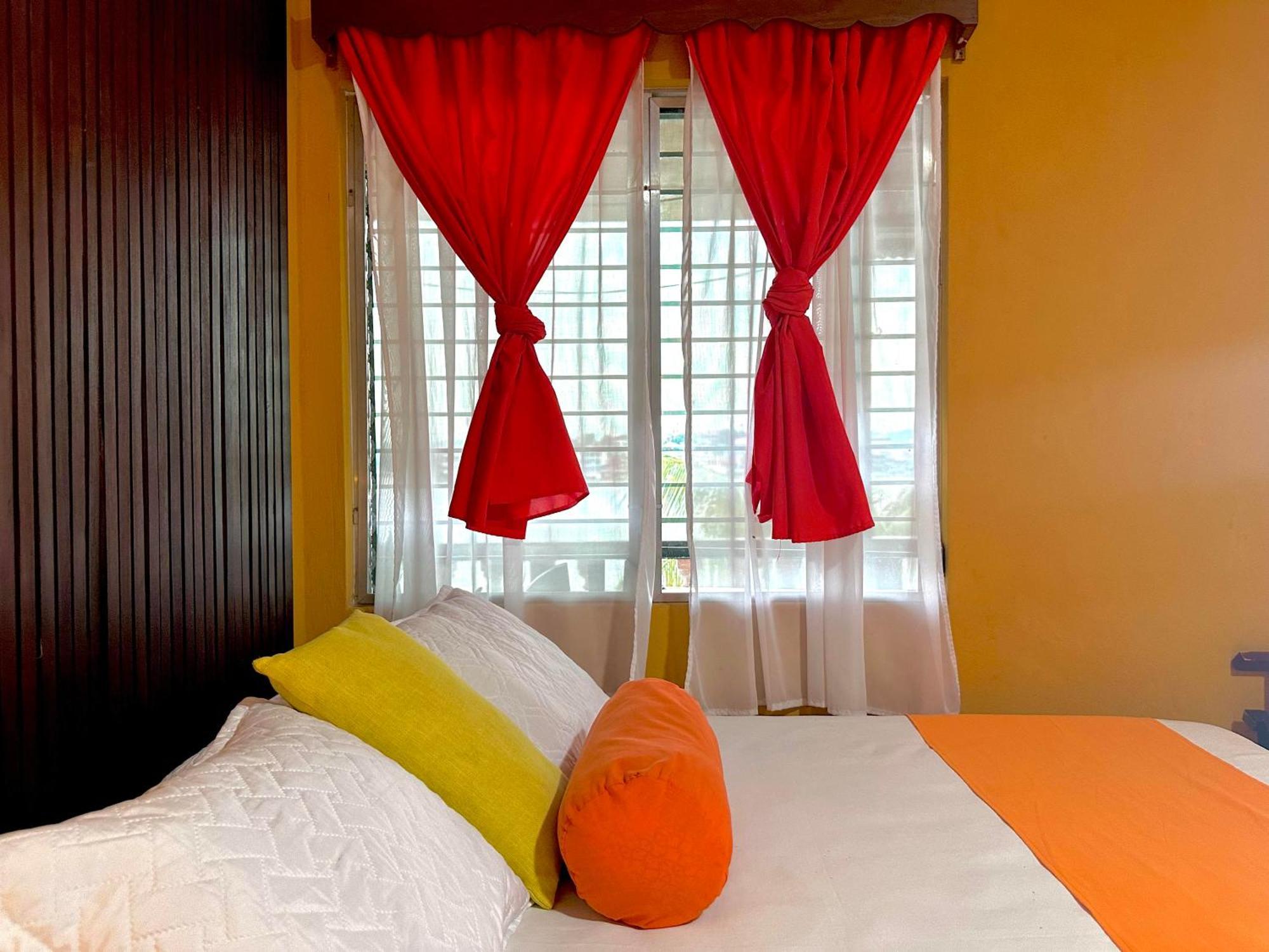 Hotel San Miguel 弗洛勒斯 外观 照片