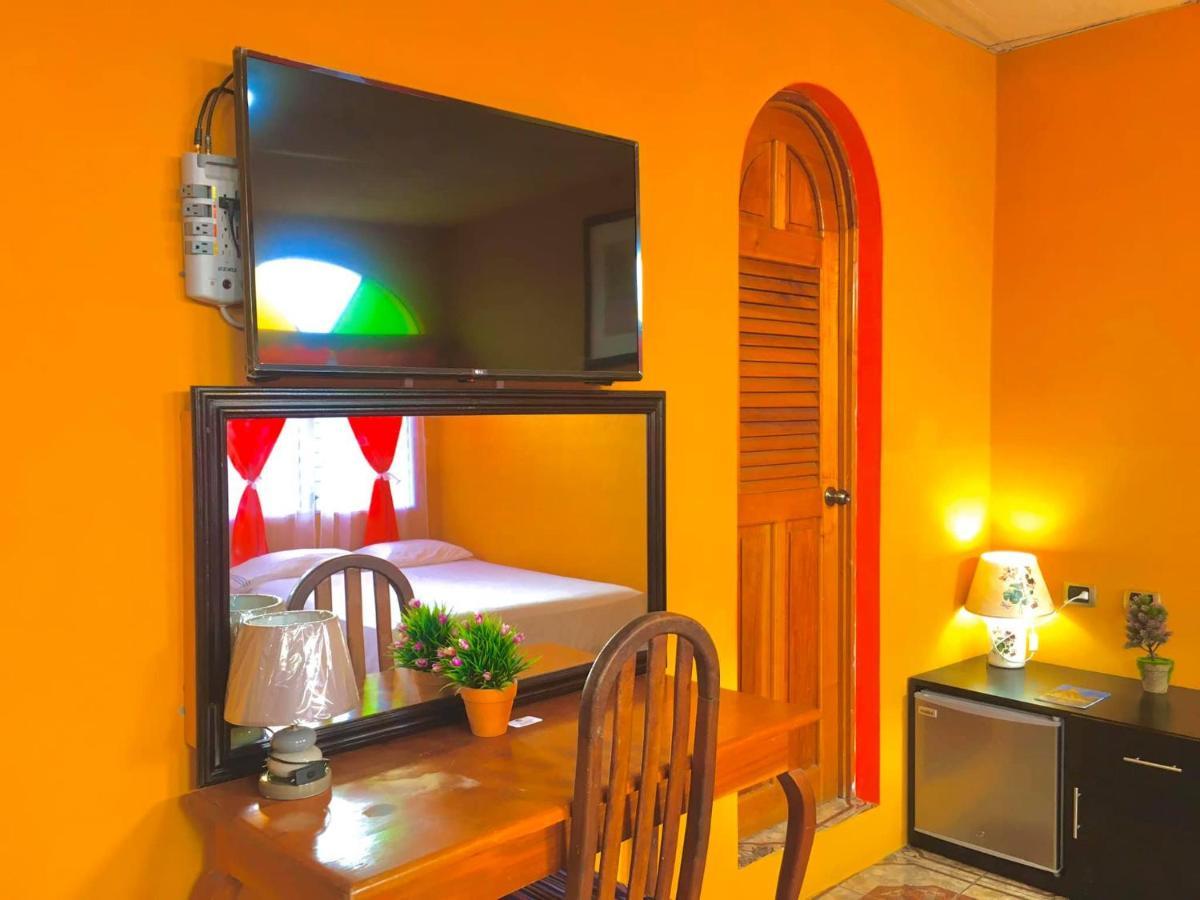 Hotel San Miguel 弗洛勒斯 客房 照片